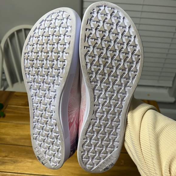 Nobull Project Mulberry Watercolor Trainers Canvas Mid Top - Size 15 - Worn Once - Picture 8 of 9